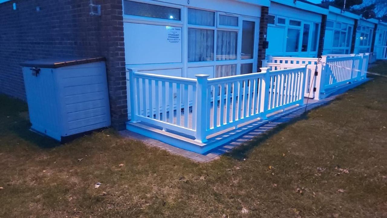 Park View Chalet Hemsby Exterior photo
